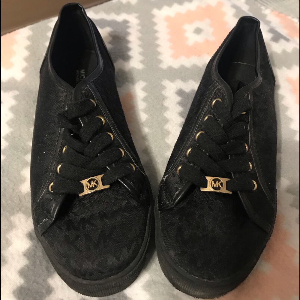 MK shoes